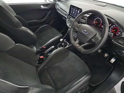 1.5T EcoBoost ST-3 Hatchback 3dr Petrol Manual Euro 6 (200 ps)