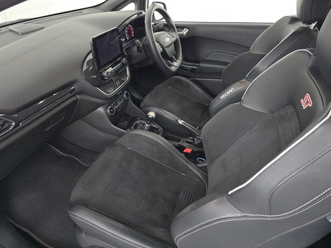 1.5T EcoBoost ST-3 Hatchback 3dr Petrol Manual Euro 6 (200 ps)