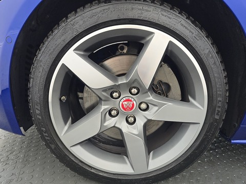 2.0d R-Sport Saloon 4dr Diesel Auto AWD Euro 6 (s/s) (180 ps)