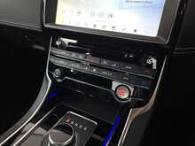 Jaguar XE d R-Sport 