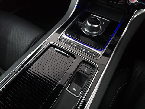 2.0d R-Sport Saloon 4dr Diesel Auto AWD Euro 6 (s/s) (180 ps)