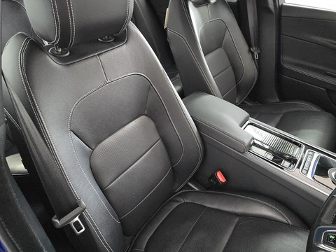 2.0d R-Sport Saloon 4dr Diesel Auto AWD Euro 6 (s/s) (180 ps)