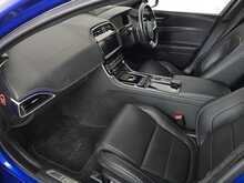 Jaguar XE d R-Sport 