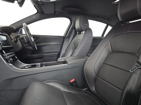 2.0d R-Sport Saloon 4dr Diesel Auto AWD Euro 6 (s/s) (180 ps)