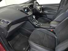 Ford Kuga T EcoBoost ST-Line 