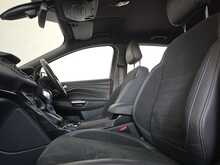 Ford Kuga T EcoBoost ST-Line 