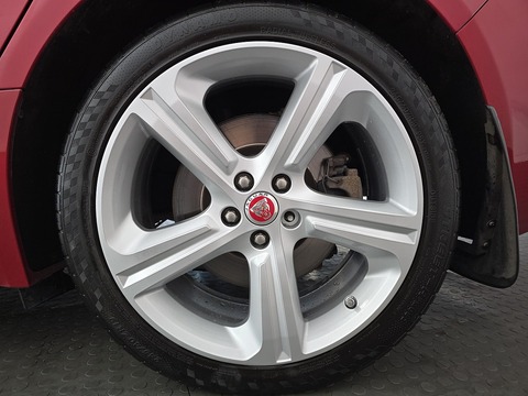 2.0d R-Sport Saloon 4dr Diesel Auto Euro 6 (s/s) (180 ps)