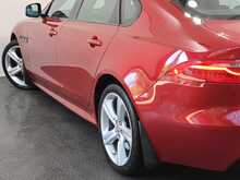 Jaguar XF d R-Sport 
