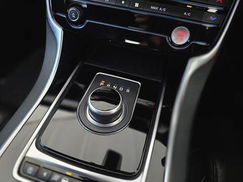 2.0d R-Sport Saloon 4dr Diesel Auto Euro 6 (s/s) (180 ps)