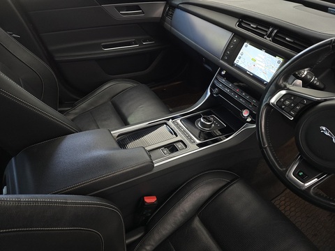 2.0d R-Sport Saloon 4dr Diesel Auto Euro 6 (s/s) (180 ps)