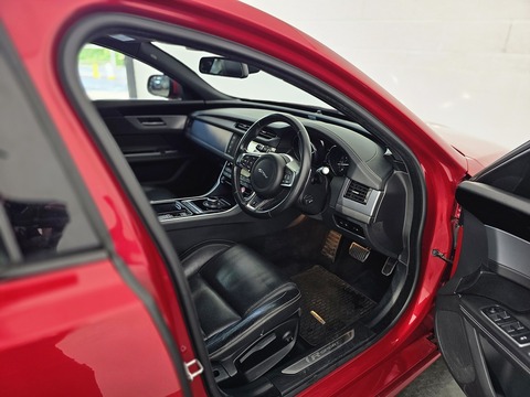 2.0d R-Sport Saloon 4dr Diesel Auto Euro 6 (s/s) (180 ps)