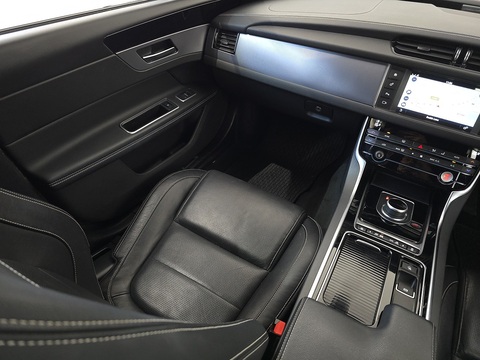 2.0d R-Sport Saloon 4dr Diesel Auto Euro 6 (s/s) (180 ps)