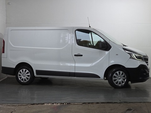 2.0 dCi ENERGY 28 Business+ Panel Van 5dr Diesel Manual SWB Standard Roof Euro 6 (s/s) (120 ps)