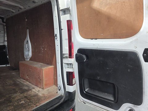 2.0 dCi ENERGY 28 Business+ Panel Van 5dr Diesel Manual SWB Standard Roof Euro 6 (s/s) (120 ps)