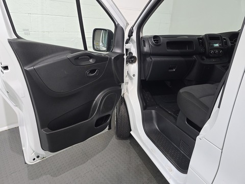 2.0 dCi ENERGY 28 Business+ Panel Van 5dr Diesel Manual SWB Standard Roof Euro 6 (s/s) (120 ps)