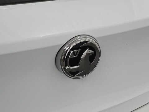 1.2 Turbo SE Edition Hatchback 5dr Petrol Manual Euro 6 (s/s) (100 ps)