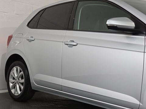 1.0 SE Hatchback 5dr Petrol Manual Euro 6 (s/s) (65 ps)