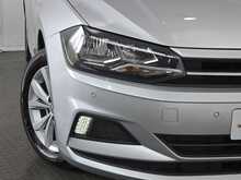 Volkswagen Polo SE 