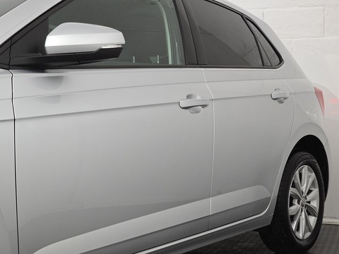 1.0 SE Hatchback 5dr Petrol Manual Euro 6 (s/s) (65 ps)