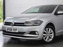 Volkswagen Polo SE 