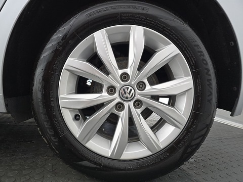 1.0 SE Hatchback 5dr Petrol Manual Euro 6 (s/s) (65 ps)