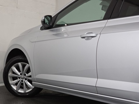 1.0 SE Hatchback 5dr Petrol Manual Euro 6 (s/s) (65 ps)