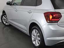 Volkswagen Polo SE 
