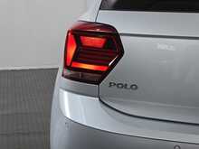 Volkswagen Polo SE 
