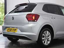Volkswagen Polo SE 