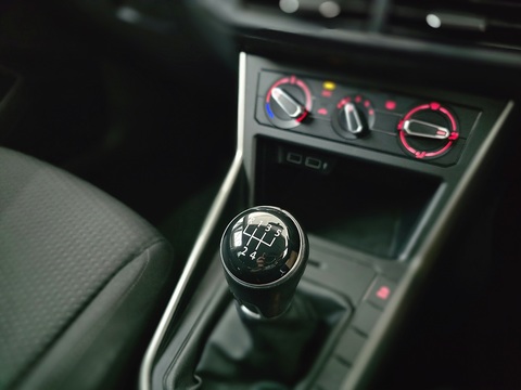 1.0 SE Hatchback 5dr Petrol Manual Euro 6 (s/s) (65 ps)