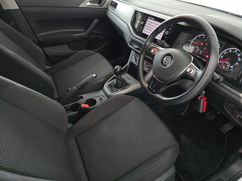 1.0 SE Hatchback 5dr Petrol Manual Euro 6 (s/s) (65 ps)