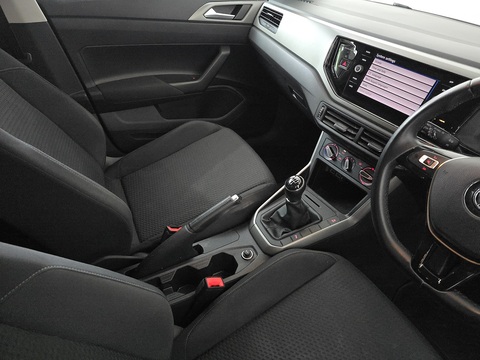 1.0 SE Hatchback 5dr Petrol Manual Euro 6 (s/s) (65 ps)