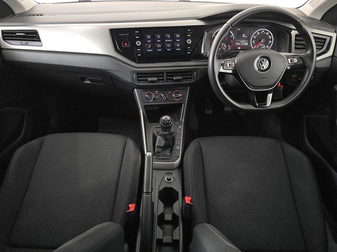1.0 SE Hatchback 5dr Petrol Manual Euro 6 (s/s) (65 ps)