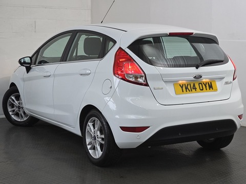 1.0T EcoBoost Zetec Hatchback 5dr Petrol Powershift Euro 5 (100 ps)