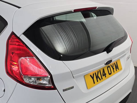 1.0T EcoBoost Zetec Hatchback 5dr Petrol Powershift Euro 5 (100 ps)