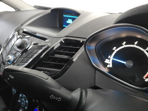 1.0T EcoBoost Zetec Hatchback 5dr Petrol Powershift Euro 5 (100 ps)