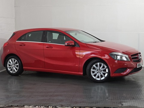 1.5 A180 CDI SE Hatchback 5dr Diesel 7G-DCT Euro 5 (s/s) (109 ps)