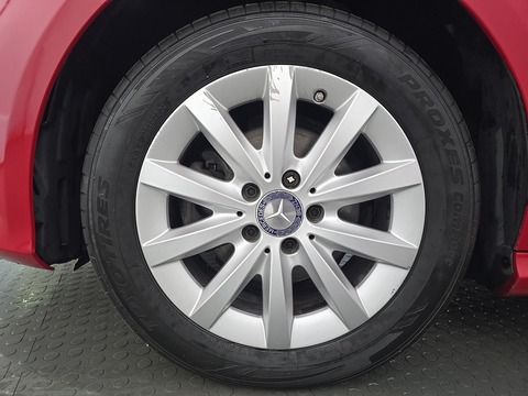 1.5 A180 CDI SE Hatchback 5dr Diesel 7G-DCT Euro 5 (s/s) (109 ps)