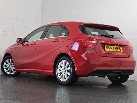 1.5 A180 CDI SE Hatchback 5dr Diesel 7G-DCT Euro 5 (s/s) (109 ps)
