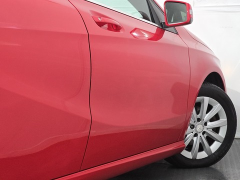 1.5 A180 CDI SE Hatchback 5dr Diesel 7G-DCT Euro 5 (s/s) (109 ps)