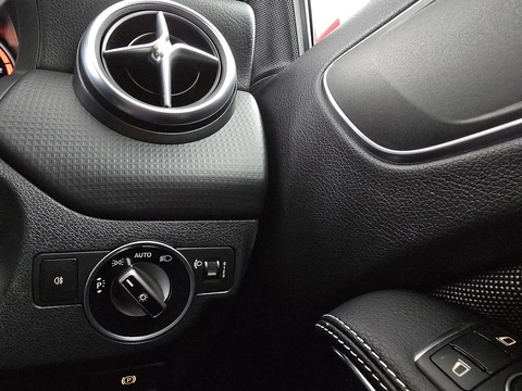 1.5 A180 CDI SE Hatchback 5dr Diesel 7G-DCT Euro 5 (s/s) (109 ps)