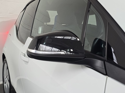 Hatchback 5dr Petrol Plug-in Hybrid Auto Euro 6 (s/s) (Range Extender) (170 ps)