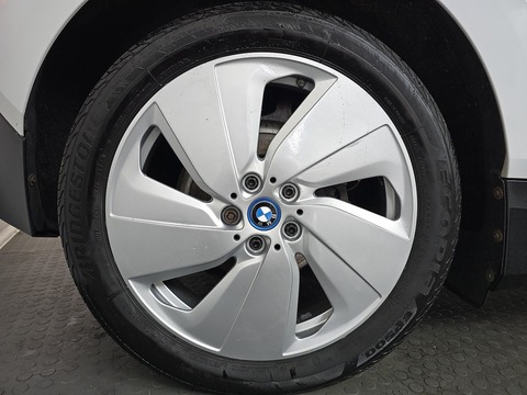 Hatchback 5dr Petrol Plug-in Hybrid Auto Euro 6 (s/s) (Range Extender) (170 ps)