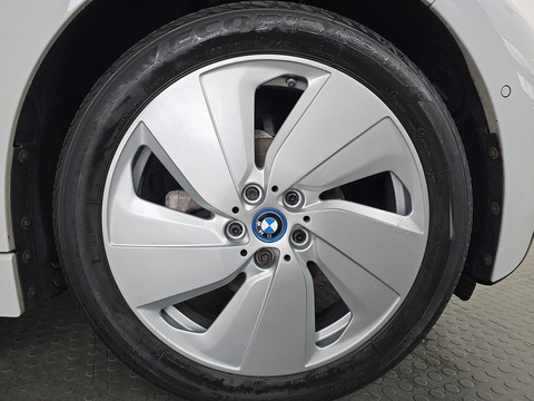 Hatchback 5dr Petrol Plug-in Hybrid Auto Euro 6 (s/s) (Range Extender) (170 ps)