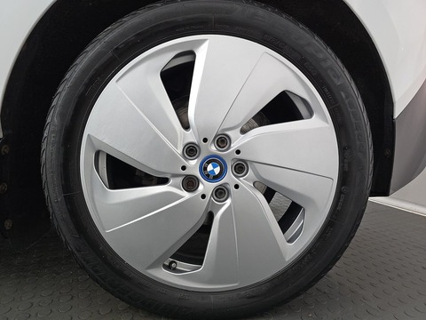 Hatchback 5dr Petrol Plug-in Hybrid Auto Euro 6 (s/s) (Range Extender) (170 ps)