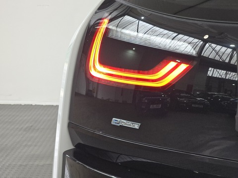 Hatchback 5dr Petrol Plug-in Hybrid Auto Euro 6 (s/s) (Range Extender) (170 ps)