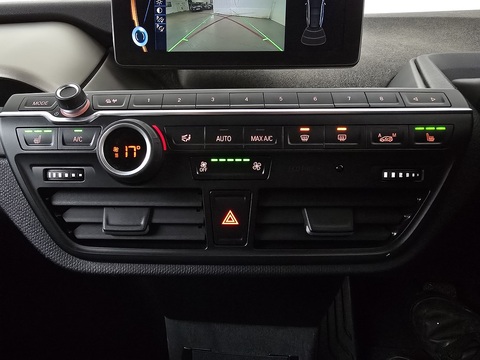 Hatchback 5dr Petrol Plug-in Hybrid Auto Euro 6 (s/s) (Range Extender) (170 ps)