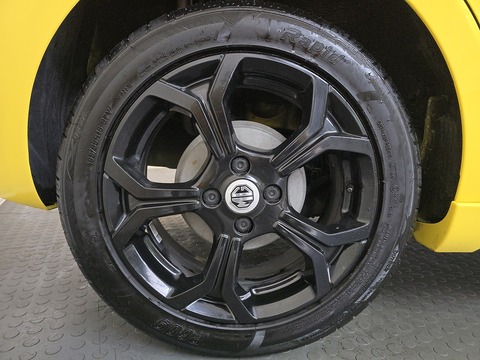 1.5 VTi-TECH Exclusive Nav Hatchback 5dr Petrol Manual Euro 6 (s/s) (106 ps)