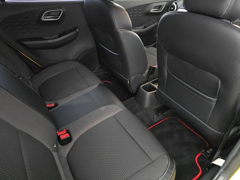 1.5 VTi-TECH Exclusive Nav Hatchback 5dr Petrol Manual Euro 6 (s/s) (106 ps)