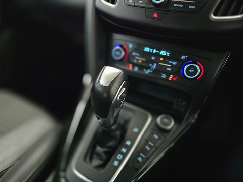 1.0T EcoBoost Titanium X Estate 5dr Petrol Auto Euro 6 (s/s) (125 ps)